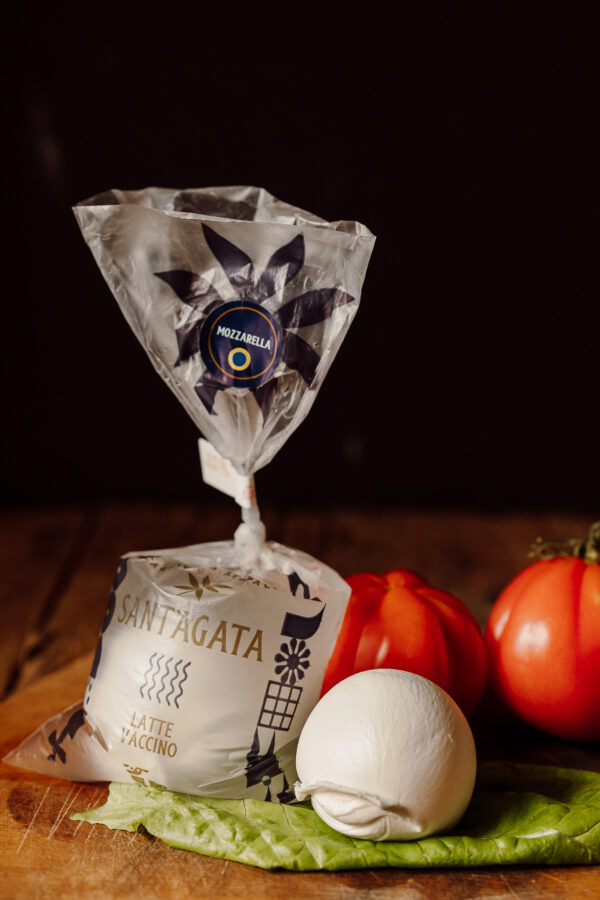 Mozzarella di latte vaccino - immagine 2